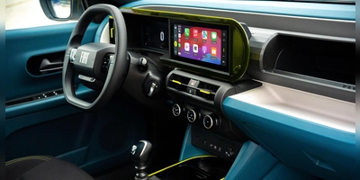 Den Fiat Grande Panda gibt es nun auch als Verbrenner.  (Foto: Marco Alpozzi, Fiat)