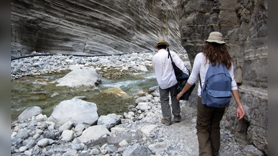 Beliebt, aber gefährlich: Samaria-Schlucht auf Kreta. (Archivbild) (Foto: Daniela David/dpa-tmn)