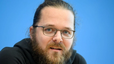 Wurde nach eigenen Angaben ausgeladen: Arne Semsrott (Archivbild). (Foto: Bernd von Jutrczenka/dpa)