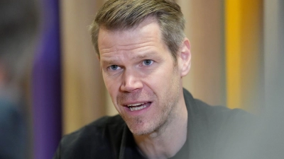 Meldet erfreuliche Wirtschaftszahlen für den HSV: Finanzvorstand Eric Huwer. (Archivbild) (Foto: Marcus Brandt/dpa)