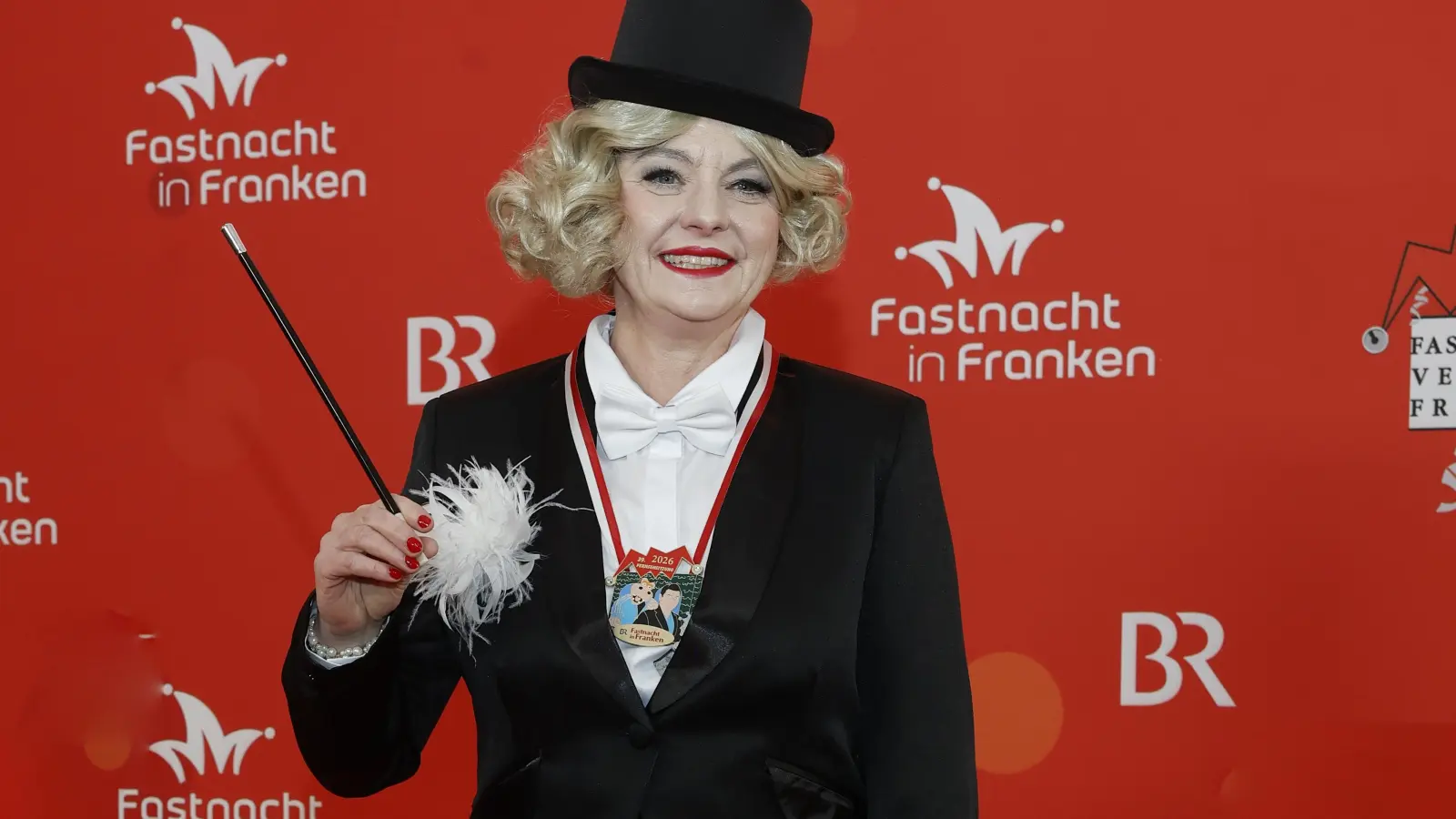Als Marlene Dietrich in Veitshöchheim: Dr. Kerstin Engelhard-Blum, die Regierungspräsidentin von Mittelfranken. (Foto: Reinhard Zichy)