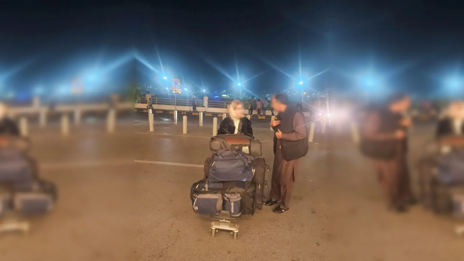 Afghanen fliegen aus Pakistan nach Deutschland.  (Foto: Zia Khan/dpa)