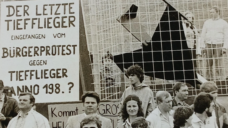 Der Protest gegen den Tieffluglärm ging quer durch alle Altersgruppen. (Archivbild: Sebastian Haberl)