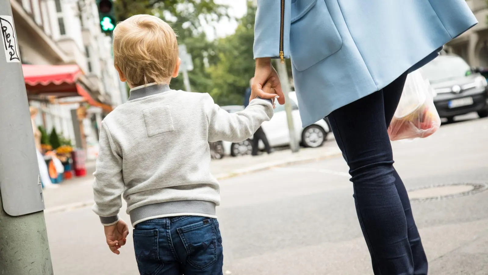 Haben Sie beim Abschluss Ihrer Privathaftpflichtversicherung auch an ihre Kinder gedacht? Deliktunfähige Minderjährige sind nämlich nicht immer mit abgesichert. (Foto: Christin Klose/dpa-tmn)