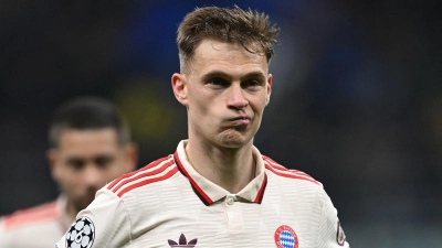 Frust pur: Joshua Kimmich nach dem Bayern-Aus in Mailand. (Foto: Sven Hoppe/dpa)