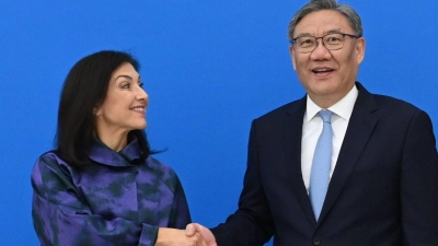 Wirtschaftsministerin Reiche traf Chinas Handelsminister Wang. (Foto: Johannes Neudecker/dpa)