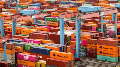 Die Exporte der deutschen Elektroindustrie haben im März deutlich angezogen. (Archivbild) (Foto: Christian Charisius/dpa)