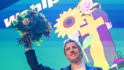 Dominik Krause geht in die Stichwahl. (Foto: Peter Kneffel/dpa)