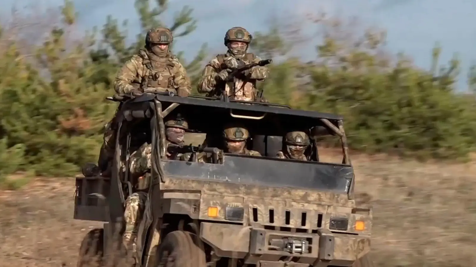 Russische Soldaten im Einsatz. (Archivbild) (Foto: Uncredited/Russian Defense Ministry Press Service/AP/dpa)