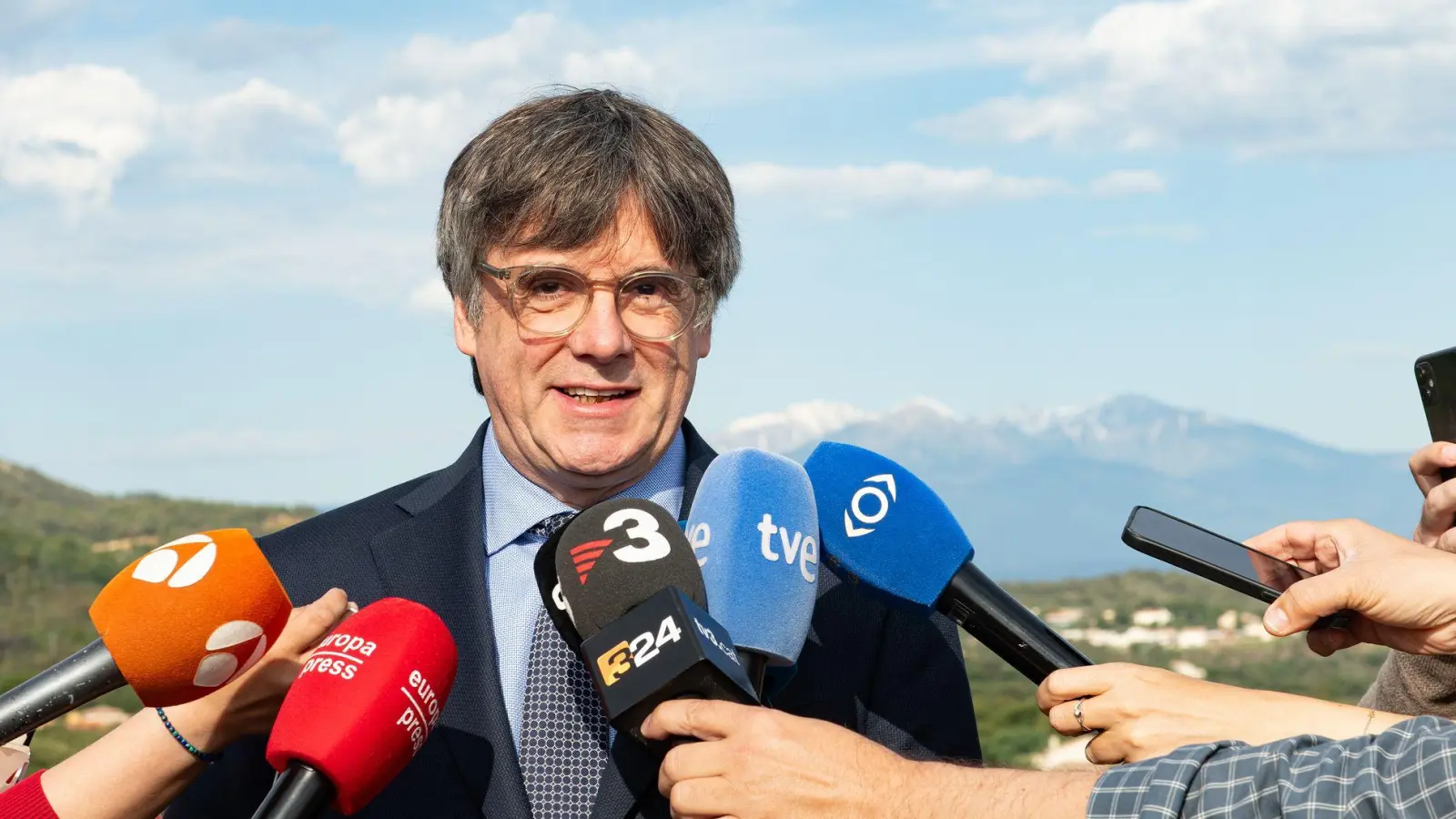 Kataloniens Separatistenführer Carles Puigdemont riskiert bei seiner angekündigten Rückkehr aus dem Exil nach Spanien die Festnahme. (Foto: Glòria Sánchez/EUROPA PRESS/dpa)