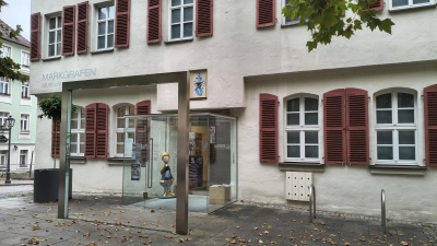 Das Ansbacher Markgrafenmuseum hat ab sofort erst ab 12 Uhr geöffnet. Die Stadt begründet den Schritt mit Einsparungen. (Foto: Robert Maurer)