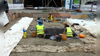 Am Kapellenplatz wurden Überreste der alten Synagoge gefunden. Ein weiterer Platz in der Stadt, an dem die reiche jüdische Geschichte sichtbar wird. (Foto: Karl-Heinz Gisbertz)