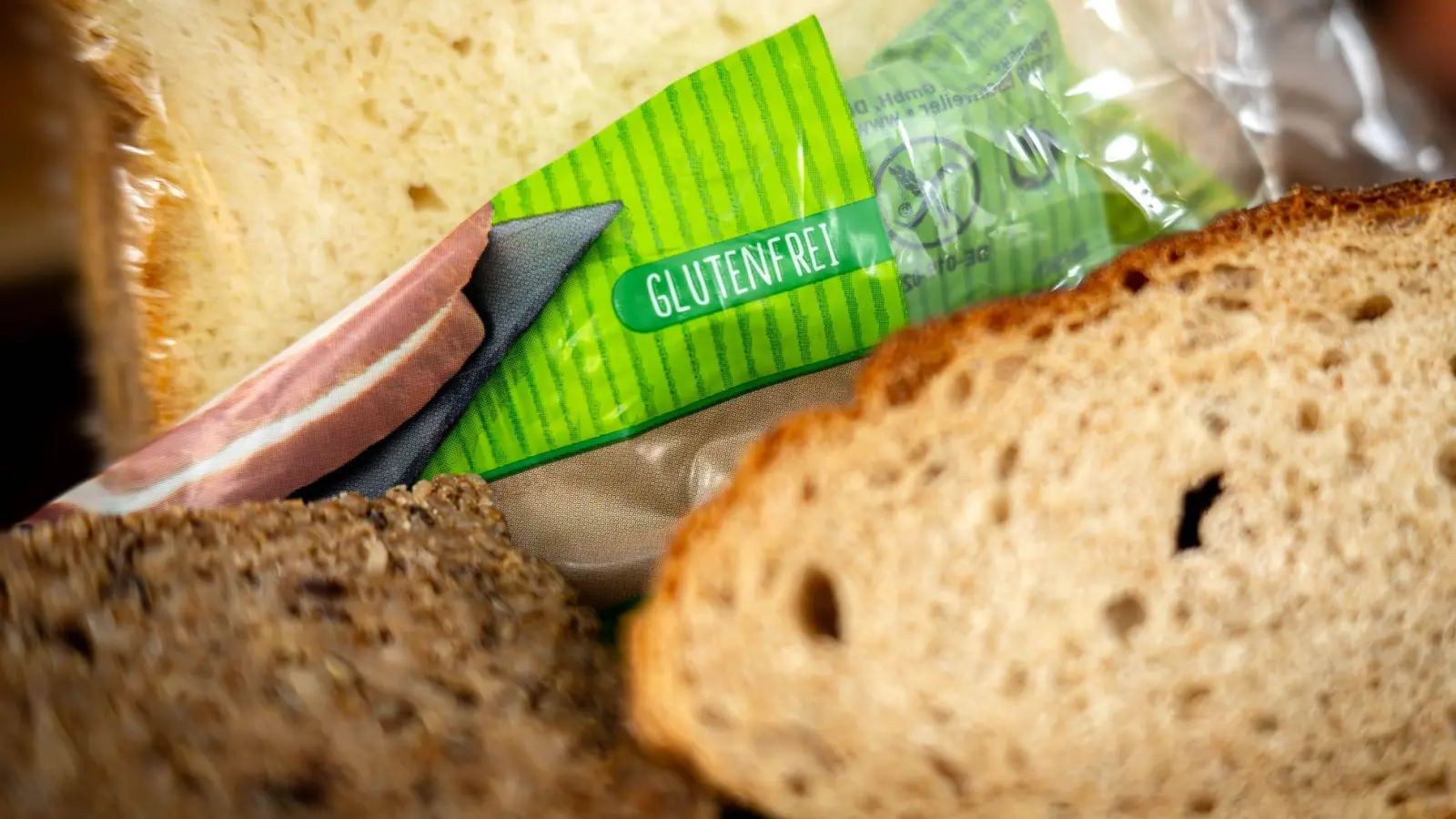 Oft sind Produkte als „glutenfrei“ etikettiert. (Symbolbild) (Foto: Sina Schuldt/dpa)