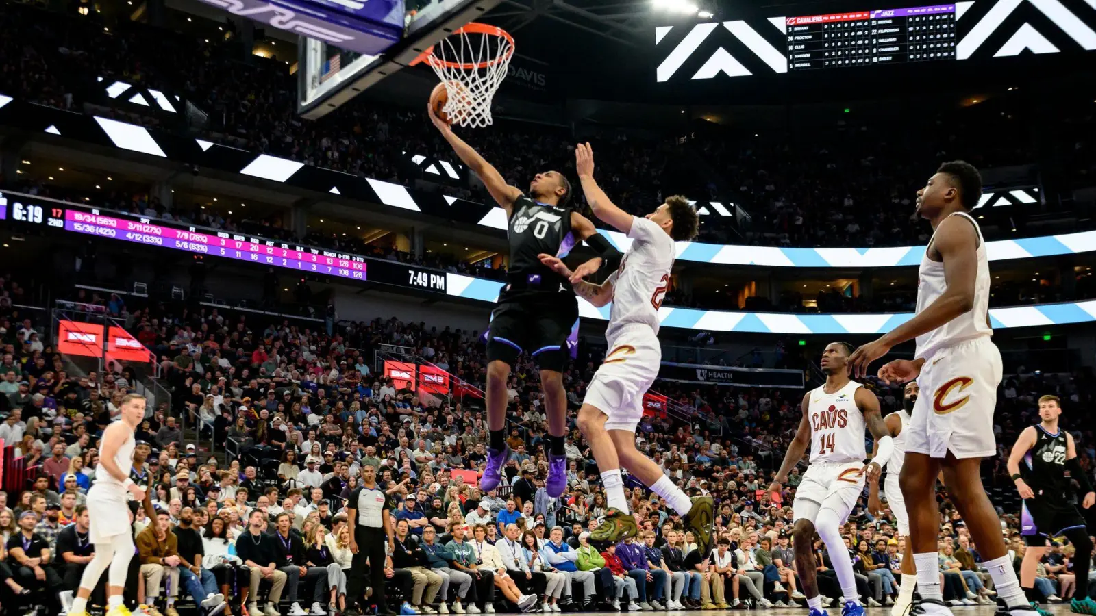 Die Cavaliers holten sich den Sieg in Salt Lake City. (Foto: Tyler Tate/AP/dpa)