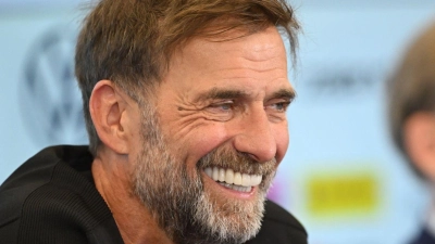 Voller Energie und Optimismus bei seiner Vorstellung: Jürgen Klopp.  (Foto: Florian Wiegand/dpa)