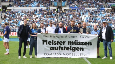 Der Deutsche Fußball-Bund favorisiert das sogenannte Kompass-Modell, mit dem eine Regionalliga-Reform bewältigt werden soll. (Archivbild) (Foto: Fabian Kleer/dpa)