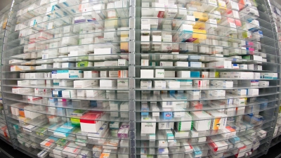 Für die Pharmaindustrie sind die USA wichtigster Exportmarkt (Archivbild) (Foto: Daniel Reinhardt/dpa)