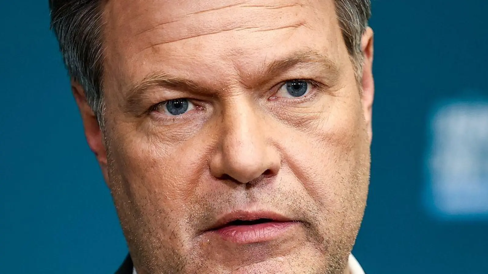 Bundeswirtschaftsminister Robert Habeck will keine Debatte über ein verändertes Renteneintrittsalter führen. (Foto: Jan Woitas/dpa)