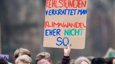 2019 gingen regelmäßig tausende Schülerinnen und Schüler für Fridays For Future auf die Straße. (Archivbild) (Foto: Klaus-Dietmar Gabbert/dpa-Zentralbild/ZB)