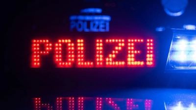 Eigentlich wollte die Polizei die Poser-Szene in Ulm kontrollieren. (Symbolbild) (Foto: Marijan Murat/dpa)