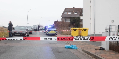 In der St.-Gundekar-Straße in Heilsbronn wurde ein 40-Jähriger Anfang des Jahres auf offener Straße mit einem Messer schwer verletzt. Der zweite Verdächtige ist noch nicht gefasst. (Archivbild: Evi Lemberger)