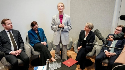 Nach Laboranalysen sehen die Außenminister von Deutschland, Großbritannien, Schweden und den Niederlanden es als erwiesen an, dass Kremlkritiker Alexej Nawalny von Russland vergiftet worden ist. (Foto: Kay Nietfeld/dpa)