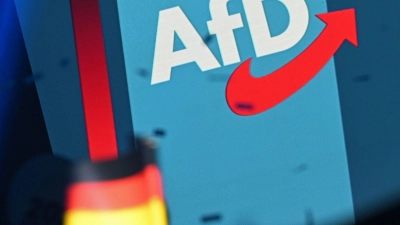 Wie geht es für die AfD nach der Landtagswahl in Sachsen-Anhalt weiter? Das Ergebnis lässt mehrere Deutungen zu.  (Foto: Michael Brandt/dpa)