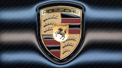 Der Sportwagenbauer muss beim Gewinn heftige Einbußen hinnehmen. (Archivbild) (Foto: Marijan Murat/dpa)