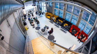 Innovationszentrum: Deutsche Start-ups kommen wieder leichter an Geld von Investoren. (Symbolbild) (Foto: Jens Büttner/dpa-Zentralbild/dpa)