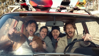 Die vier Alphamännchen, gespielt von Serkan Kaya, Tom Beck, Moritz Führmann und David Rott (von links). (Foto: Stephan Rabold/Netflix)