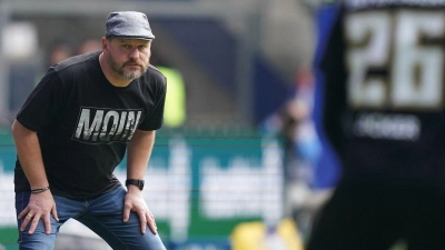 Feierte bei seinem Debüt als HSV-Coach einen knappen Sieg: Steffen Baumgart. (Foto: Marcus Brandt/dpa)