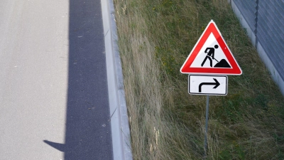 Die Autobahn-Bauarbeiten im Osten des Landkreises Ansbach setzen sich im Sommer fort. Es steht dann der Seitenwechsel auf die Nürnberger Fahrtrichtung an. (Foto: Marcus Brandt/dpa/Symbolbild)