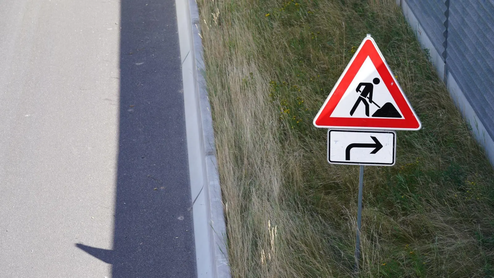 Die Autobahn-Bauarbeiten im Osten des Landkreises Ansbach setzen sich im Sommer fort. Es steht dann der Seitenwechsel auf die Nürnberger Fahrtrichtung an. (Foto: Marcus Brandt/dpa/Symbolbild)