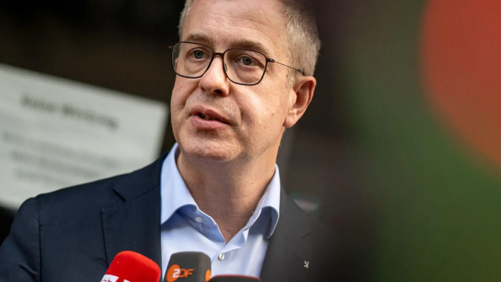 Berlins Finanzsenator Stefan Evers soll neue Aufgaben übernehmen. (Archivbild)  (Foto: Fabian Sommer/dpa)