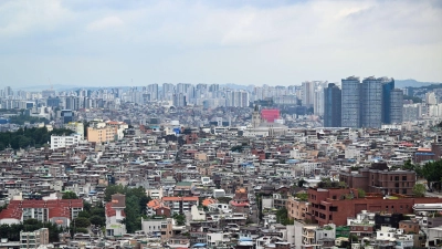 Der Verurteilte hatte unter anderem versucht, eines seiner Opfer in einer Satellitenstadt nahe Seoul zu erwürgen. (Illustration) (Foto: Soeren Stache/dpa)