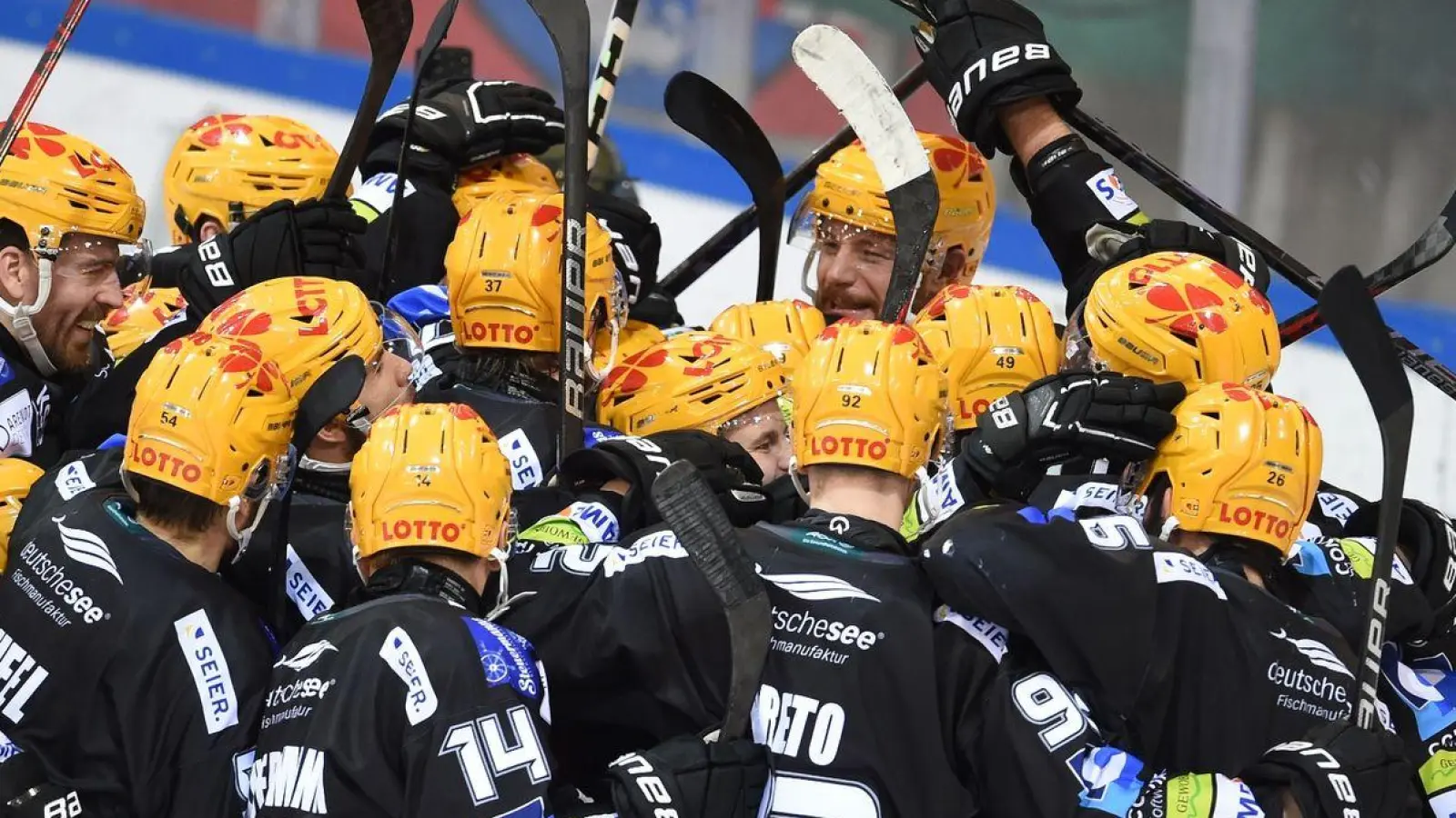 Die Fischtown Pinguins stehen im DEL-Finale. (Foto: Carmen Jaspersen/dpa)