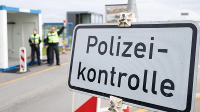 Seit September 2024 gibt es stationäre Kontrollen an allen deutschen Landgrenzen. (Archivfoto) (Foto: Sebastian Kahnert/dpa)