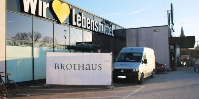 Der Pächterwechsel der Bäckerei im E-Center in der Brauhausstraße hat in Ansbach für Gesprächsstoff gesorgt. Die Bäckerei Greller wollte die Filiale eigentlich gern weiter betreiben, jetzt ist das Brothaus eingezogen. (Foto: Stefan Neidl)