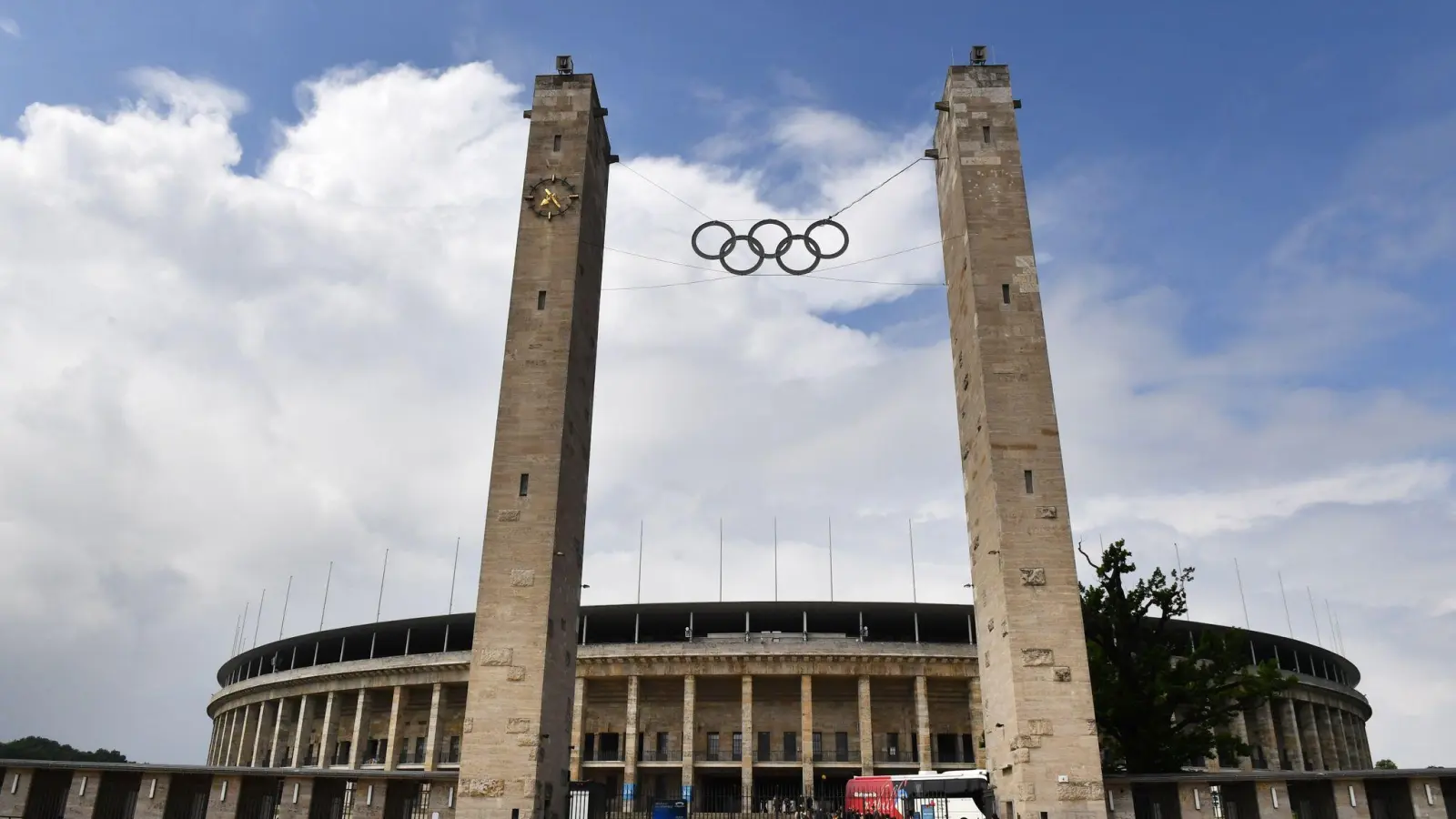 Die Deutsche Olympische Gesellschaft wünscht sich einen neuen Berliner Vorstoß für eine Bewerbung um die Olympischen Spiele. (Foto: Jens Kalaene/dpa-Zentralbild/dpa)