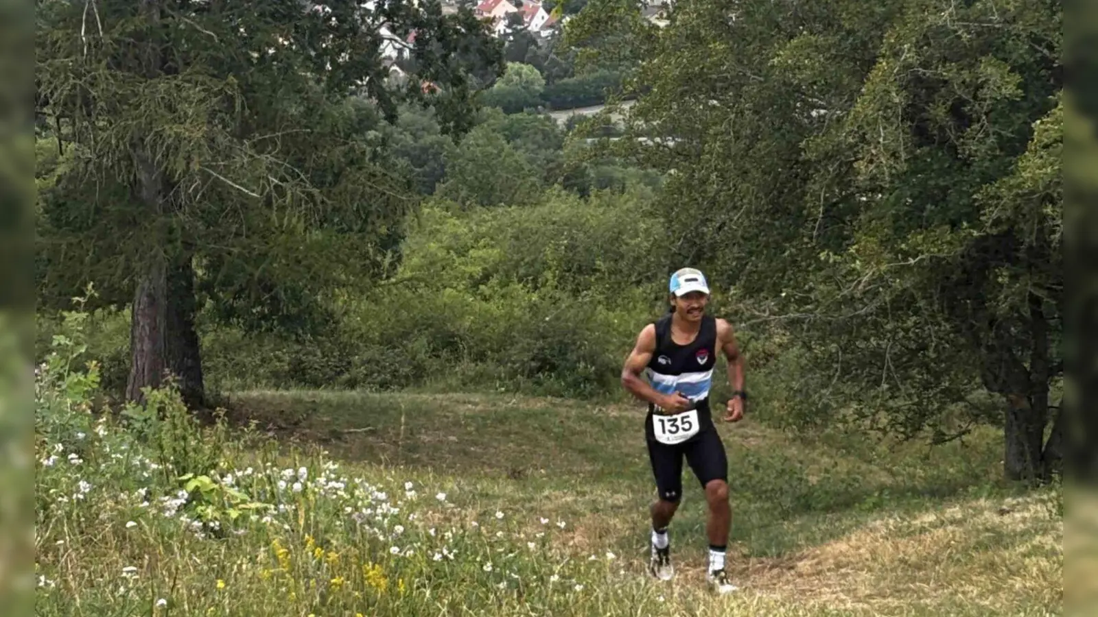 Sieger Arjun Pradhan aus Burgbernheim auf dem Weg nach oben. (Foto: Stephan Voss)