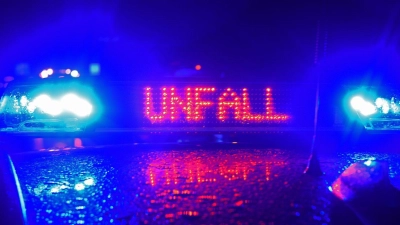 Die A3 Richtung Passau soll noch bis zum Mittag gesperrt bleiben. (Symbolbild) (Foto: Stefan Puchner/dpa)