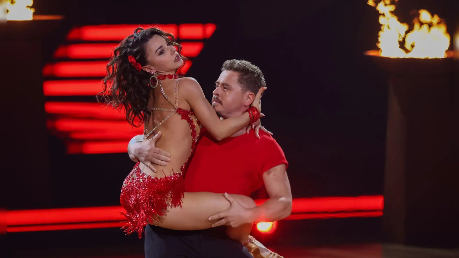 Für Gustav Schäfer und seine Partnerin Anastasia Maruster hat es sich bei „Let's Dance“ ausgetanzt. (Archivbild) (Foto: Rolf Vennenbernd/dpa)