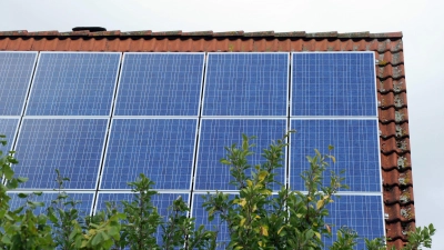 Bis Ende September wurde in Deutschland mehr Solarstrom erzeugt als im gesamten Vorjahr. (Symbolbild) (Foto: Caroline Seidel/dpa)