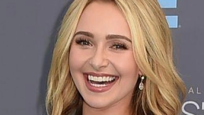 Schon als Kinderstar war Hayden Panettiere in den USA bekannt, in Deutschland ließ neben ihren Filmrollen auch die Beziehung zu Ex-Boxweltmeister Wladimir Klitschko aufhorchen: Jetzt starb sie mit 36 Jahren. (Archivbild)   (Foto: Jordan Strauss/Invision/AP/dpa)