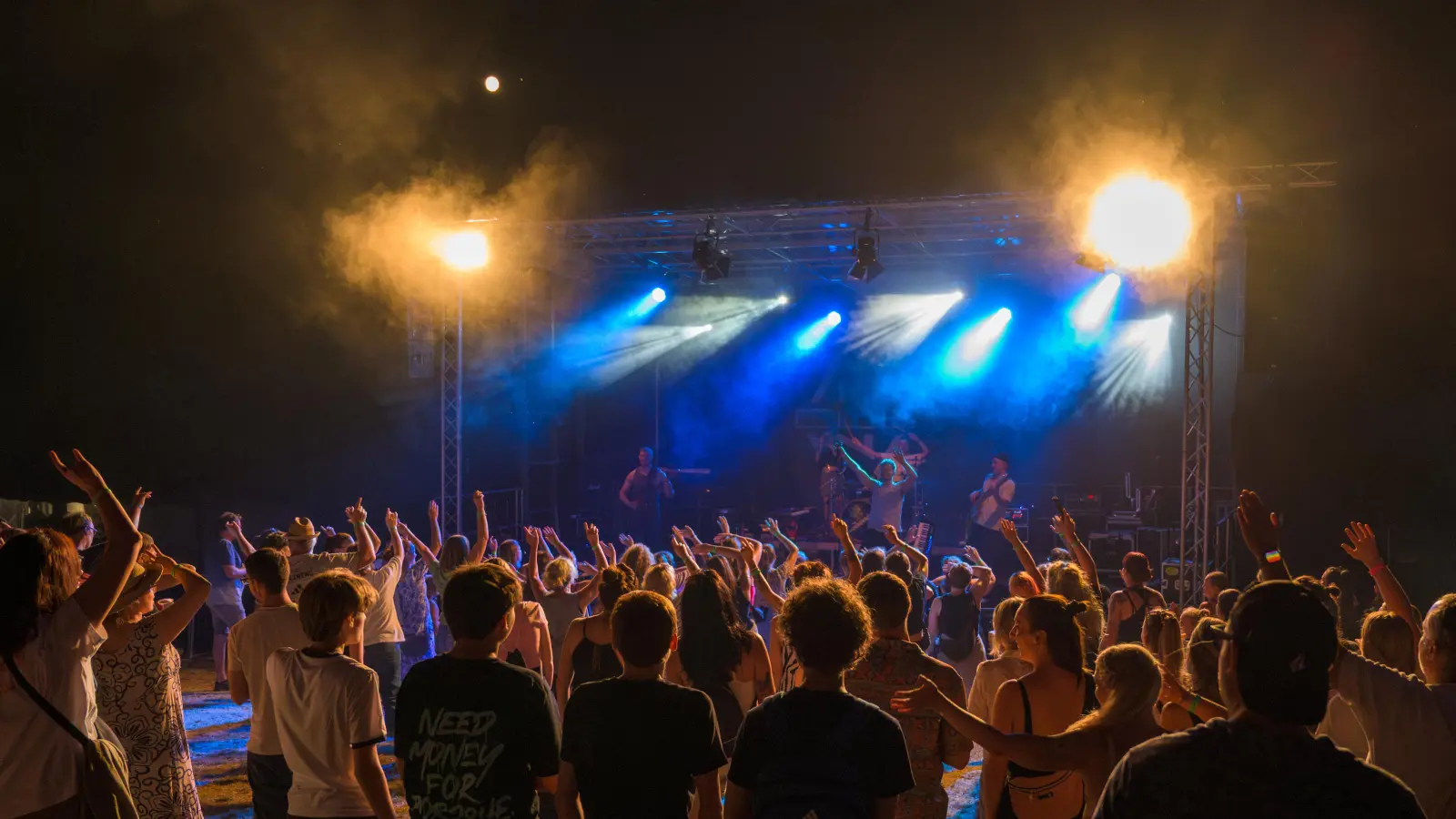 Bei der Premiere Ende Juni lockten 16 Bands und ein Electro-Act an drei Tagen insgesamt rund 1000 Leute auf das Festivalgelände am Stausee in Dorfgütingen. (Archivbild: René Chlopotowski)