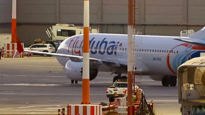 Diese Ersatzmaschine brachte die Passagiere nach Tel Aviv. (Foto: Jamal Awad/dpa)