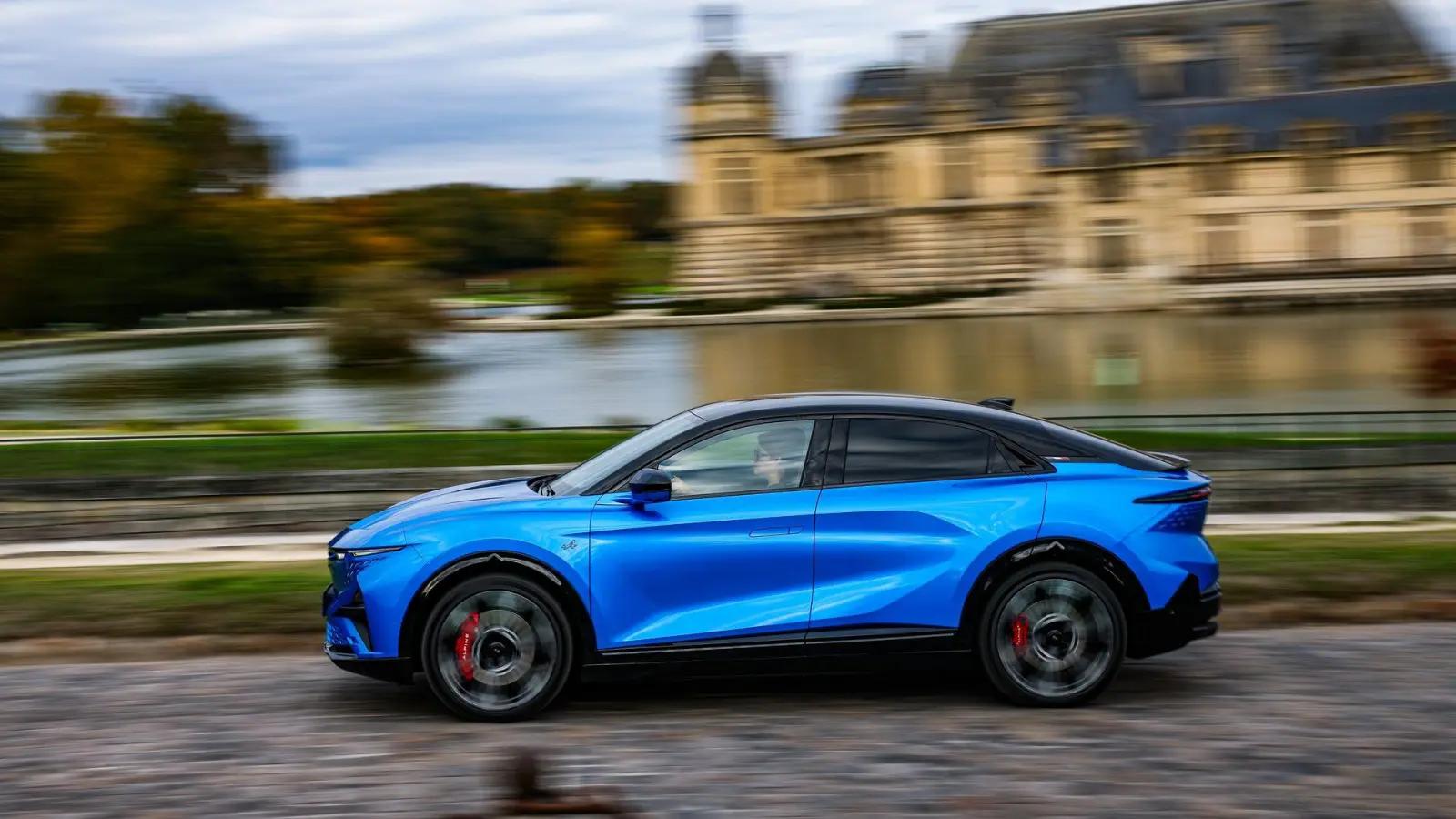 Mit dem A390 baut Alpine sein erstes SUV. (Foto: Alpine/dpa-tmn)