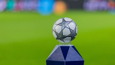 Am Freitag werden die Playoffs der Champions League ausgelost. (Foto: Rolf Vennenbernd/dpa)