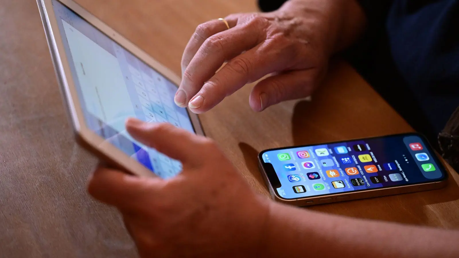 Mit den neuen Regeln sollen die Mehrwertsteuervorschriften der EU an das digitale Zeitalter angepasst werden, hieß es. (Foto: Bernd Weißbrod/dpa)