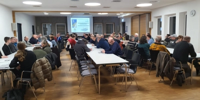 Bei der Gründungsversammlung der Nahwärme Weidenbach sind bereits 55 Mitglieder der Genossenschaft beigetreten. (Foto: Marktgemeinde Weidenbach)